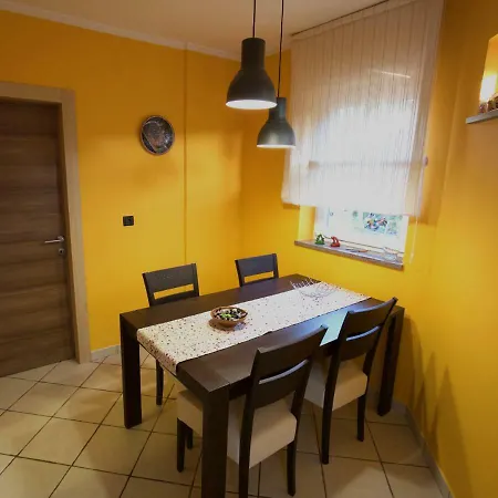 Apartment Kanelu Pazin